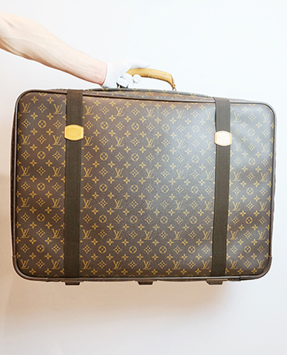 Satellite Suitcase, front view